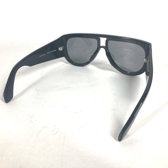 LOUIS VUITTON Z1247E LV initials Shelby Teardrop eyewear sunglasses - Picture 13 of 14